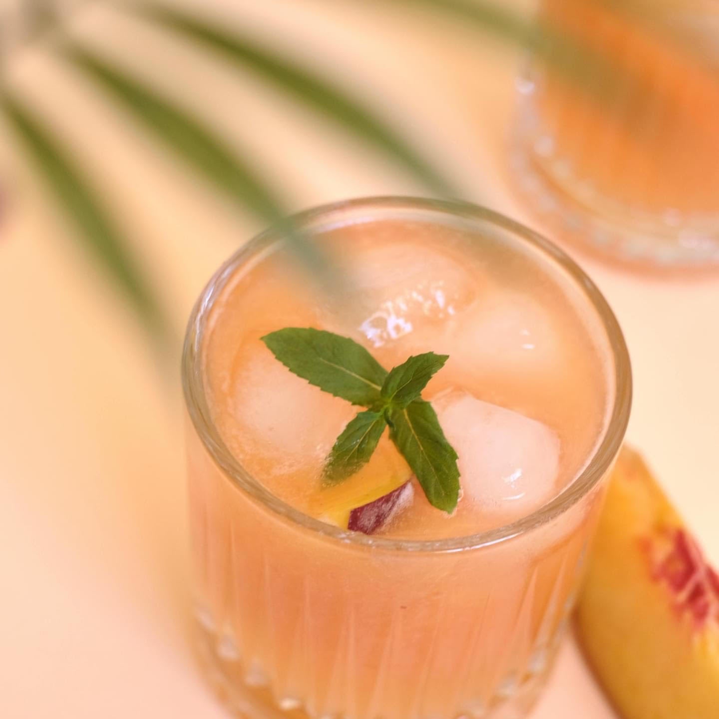 Peach Oolong Mocktail