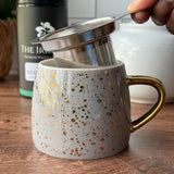 Golden Glow Ceramic Mug – with Gold Accents (10 oz)